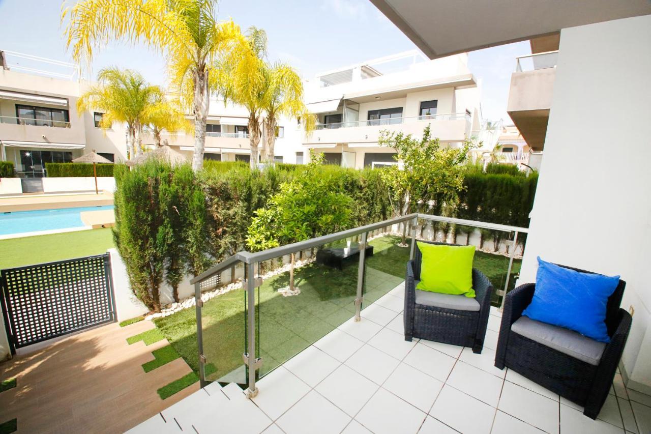 Fantastic Home With Ac, Pool And Bbq Rojales Luaran gambar